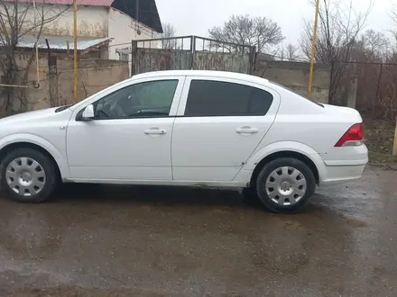 Opel Astra 2013 года за 3 500 000 тг. в Жезказган – фото 3