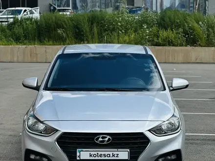 Hyundai Accent 2019 года за 6 700 000 тг. в Астана – фото 2