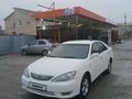 Toyota Camry 2006 года за 2 900 000 тг. в Атырау – фото 2