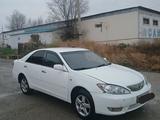 Toyota Camry 2006 года за 2 900 000 тг. в Атырау