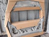 Задняя дверь багажника тойота хайс H200 за 450 000 тг. в Алматы