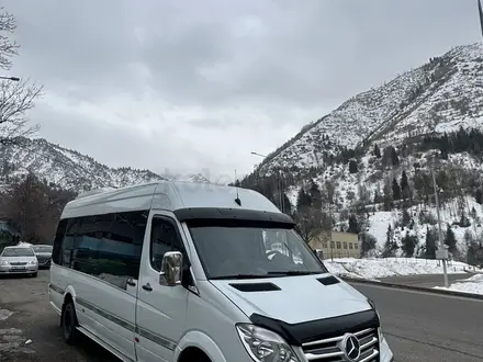 Mercedes-Benz Sprinter 2009 года за 18 000 000 тг. в Алматы – фото 3