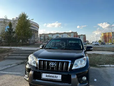 Toyota Land Cruiser Prado 2010 года за 10 600 000 тг. в Актобе