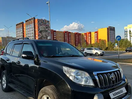 Toyota Land Cruiser Prado 2010 года за 10 600 000 тг. в Актобе – фото 2