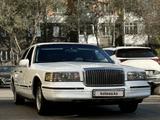 Lincoln Town Car 1996 годаfor3 500 000 тг. в Астана – фото 4