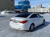 Hyundai Sonata 2011 годаүшін6 700 000 тг. в Астана – фото 2