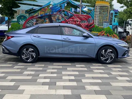 Hyundai Elantra Elegance 2025 года за 8 700 000 тг. в Алматы – фото 13