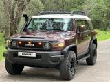 Toyota FJ Cruiser 2006 годаүшін12 000 000 тг. в Алматы – фото 2