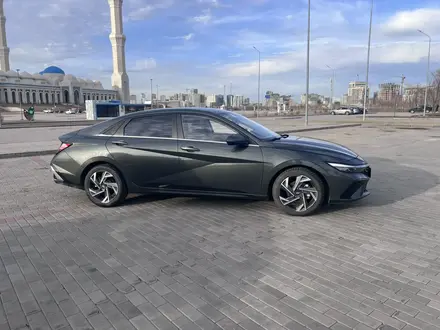 Hyundai Elantra 2023 года за 7 499 000 тг. в Актобе – фото 9
