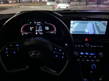 Hyundai Elantra 2023 года за 7 499 000 тг. в Актобе – фото 2