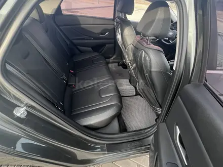 Hyundai Elantra 2023 года за 7 499 000 тг. в Актобе – фото 5