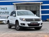 Volkswagen Tiguan 2016 года за 7 290 000 тг. в Караганда – фото 3