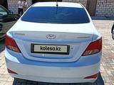 Hyundai Accent 2015 года за 5 200 000 тг. в Актау – фото 2