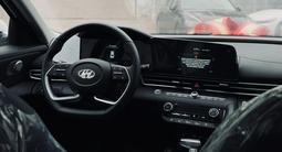 Hyundai Elantra 2024 годаfor9 499 999 тг. в Алматы – фото 3