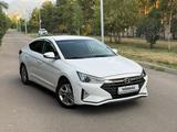 Hyundai Elantra 2020 года за 7 200 000 тг. в Алматы – фото 2