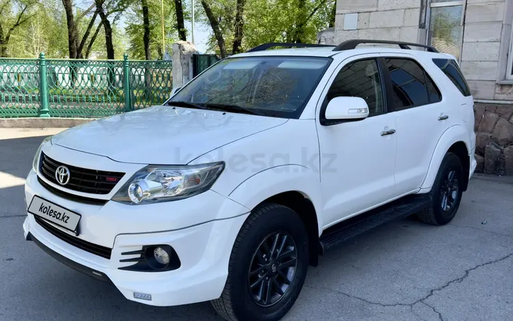 Toyota Fortuner 2015 годаүшін13 900 000 тг. в Алматы