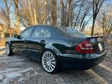 Mercedes-Benz E 320 2002 года за 7 700 000 тг. в Караганда – фото 4
