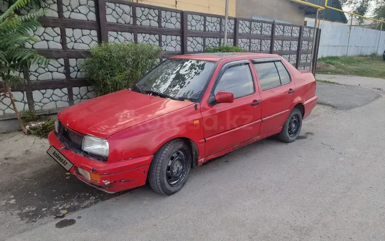 Volkswagen Vento 1992 года за 700 000 тг. в Алматы