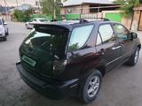 Lexus RX 300 1999 годаfor4 200 000 тг. в Алматы – фото 3