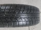 Зимнию Резину с дисками размер 185/60R15 за 100 000 тг. в Талгар – фото 4