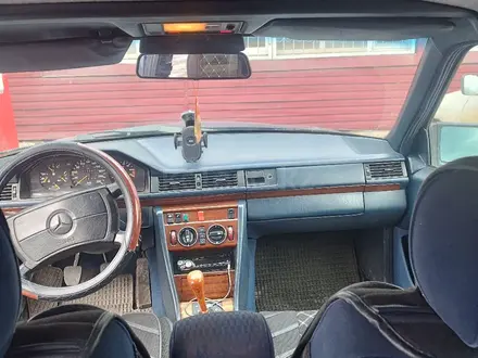 Mercedes-Benz E 230 1990 года за 550 000 тг. в Караганда – фото 6