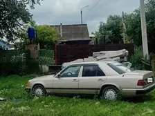 Mercedes-Benz E-Class, 1989