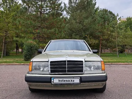 Mercedes-Benz E 230 1990 года за 2 450 000 тг. в Тараз – фото 2