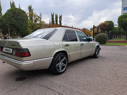 Mercedes-Benz E 230 1990 года за 2 450 000 тг. в Тараз – фото 12