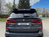 BMW X5 2019 года за 34 000 000 тг. в Усть-Каменогорск – фото 2