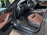 BMW X5 2019 года за 34 400 000 тг. в Усть-Каменогорск – фото 3