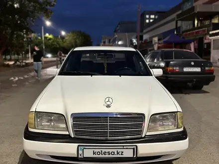 Mercedes-Benz C 180 1994 года за 2 000 000 тг. в Экибастуз