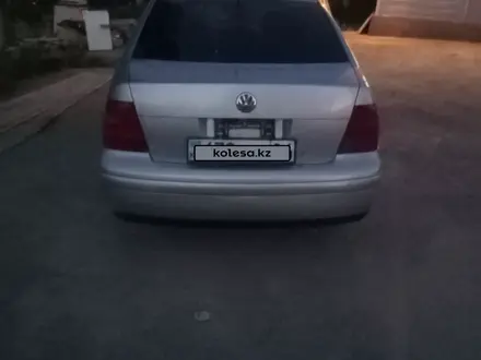 Volkswagen Jetta 2002 года за 2 000 000 тг. в Актобе – фото 2