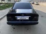 Mercedes-Benz E 220 1994 годаүшін1 900 000 тг. в Алматы – фото 3