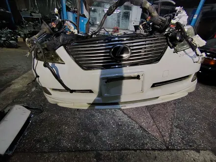 Бампер задний передний Lexus лексус Mercedes Мерседес за 60 000 тг. в Алматы – фото 3