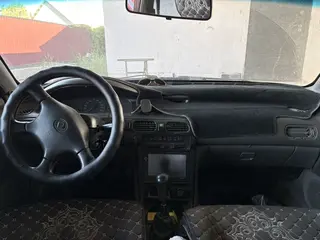 Mazda Cronos
