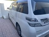Toyota Vellfire 2010 года за 6 000 000 тг. в Атырау – фото 2
