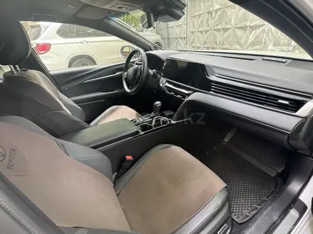 Toyota Camry 2024 года за 21 690 000 тг. в Алматы – фото 35