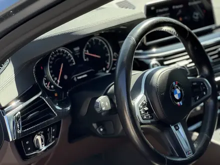 BMW 540 2018 года за 21 000 000 тг. в Шымкент – фото 27