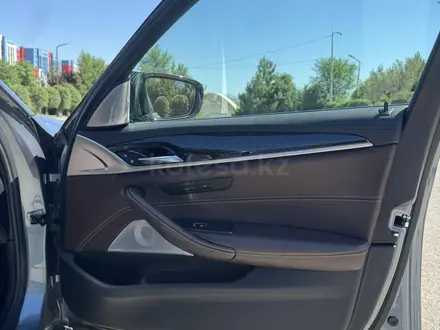 BMW 540 2018 года за 21 000 000 тг. в Шымкент – фото 31