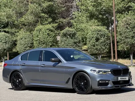 BMW 540 2018 года за 21 000 000 тг. в Шымкент – фото 5