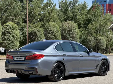 BMW 540 2018 года за 21 000 000 тг. в Шымкент – фото 7