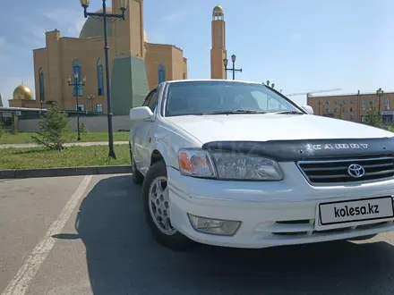 Toyota Camry 1998 года за 3 300 000 тг. в Семей – фото 4