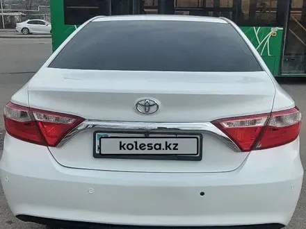 Toyota Camry 2015 года за 8 100 000 тг. в Алматы – фото 25