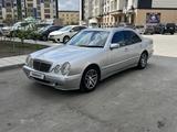 Mercedes-Benz E 240 2000 годаүшін3 500 000 тг. в Атырау – фото 4