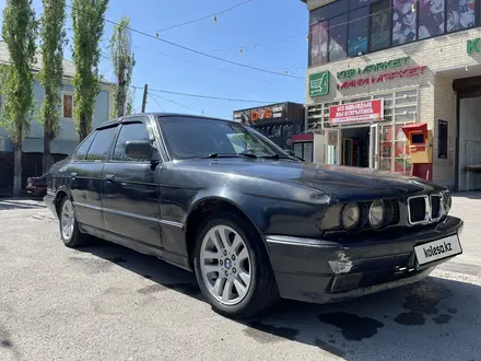 BMW 520 1991 года за 1 500 000 тг. в Шымкент – фото 3