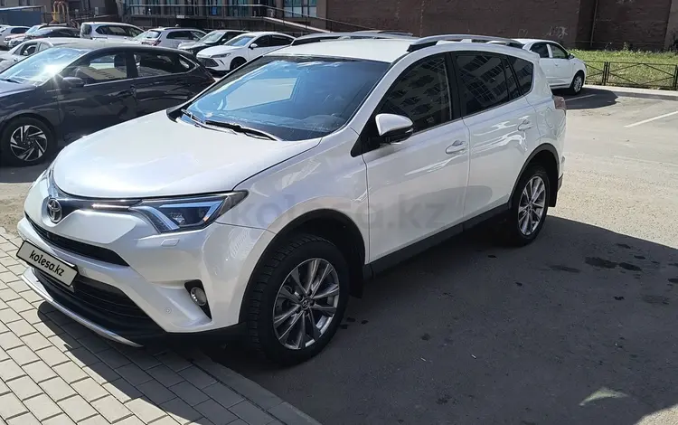Toyota RAV4 2015 годаүшін12 000 000 тг. в Астана