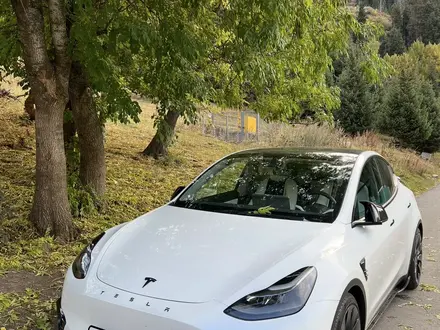 Tesla Model Y 2021 года за 18 700 000 тг. в Алматы – фото 9