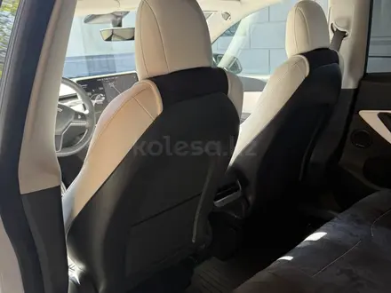 Tesla Model Y 2021 года за 18 700 000 тг. в Алматы – фото 16