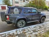 Toyota Hilux Surf 1998 годаүшін5 500 000 тг. в Астана – фото 5