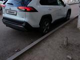 Toyota RAV4 2019 года за 14 800 000 тг. в Балхаш – фото 4